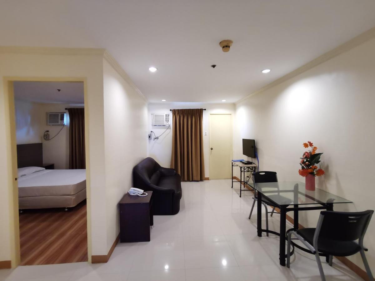 Metro Park Hotel - Cebu City Eksteriør bilde