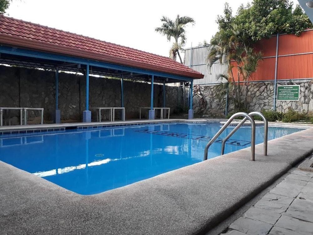 Metro Park Hotel - Cebu City Eksteriør bilde