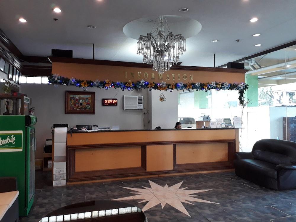 Metro Park Hotel - Cebu City Eksteriør bilde
