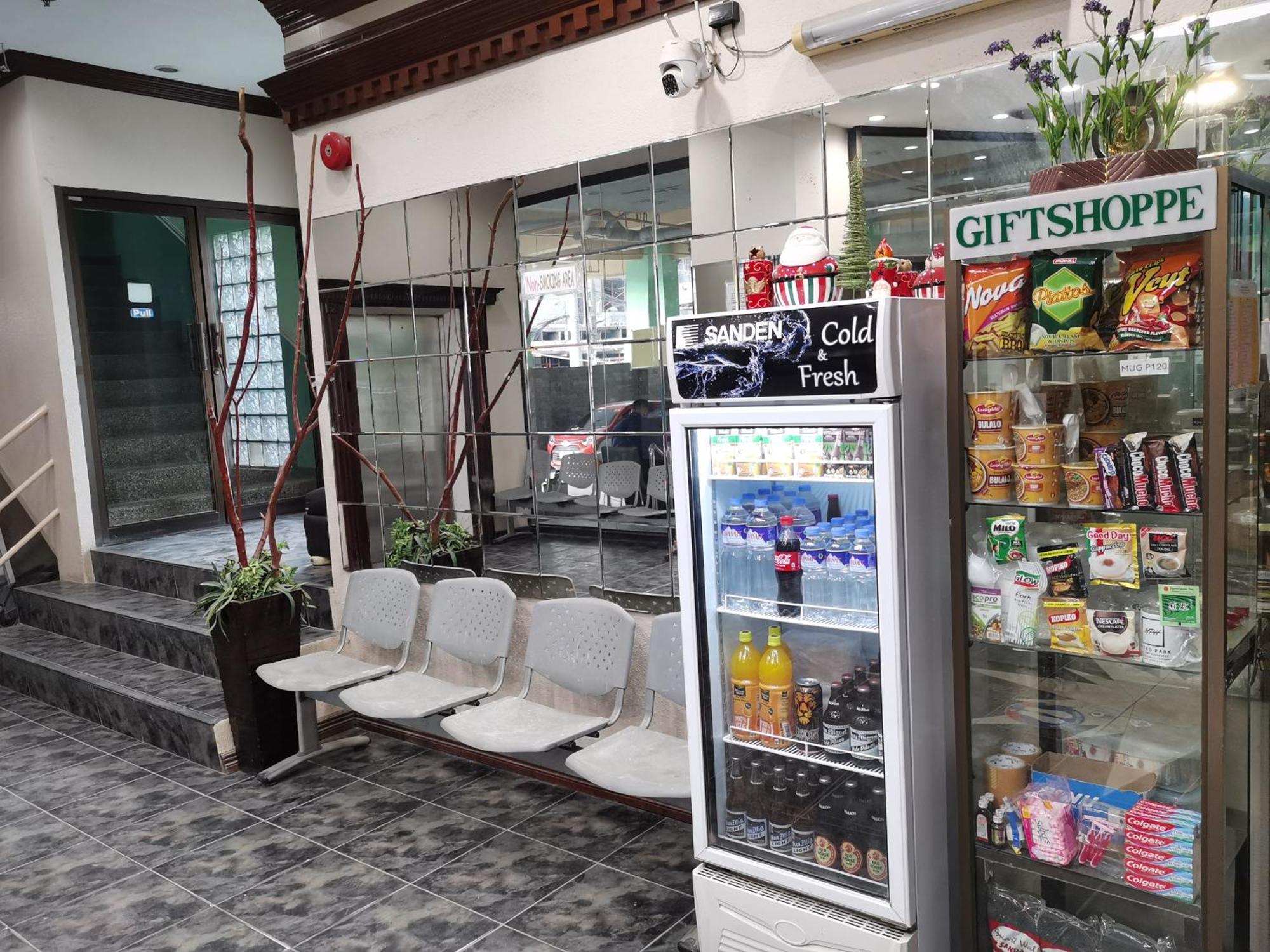 Metro Park Hotel - Cebu City Eksteriør bilde