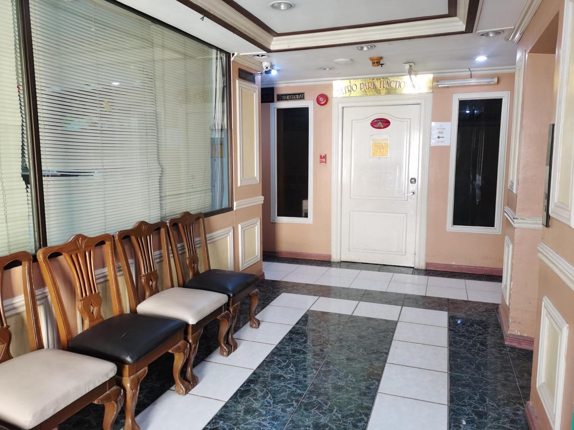 Metro Park Hotel - Cebu City Eksteriør bilde