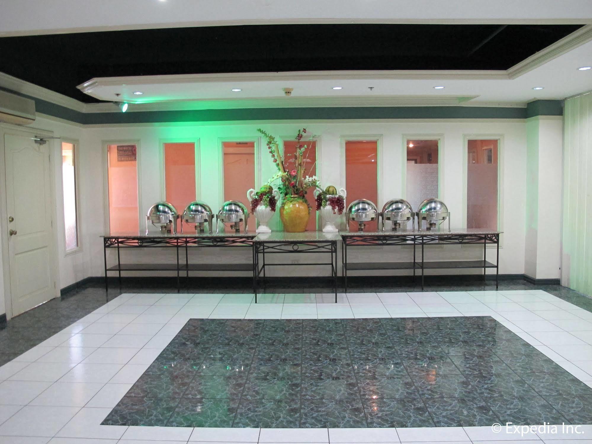 Metro Park Hotel - Cebu City Eksteriør bilde